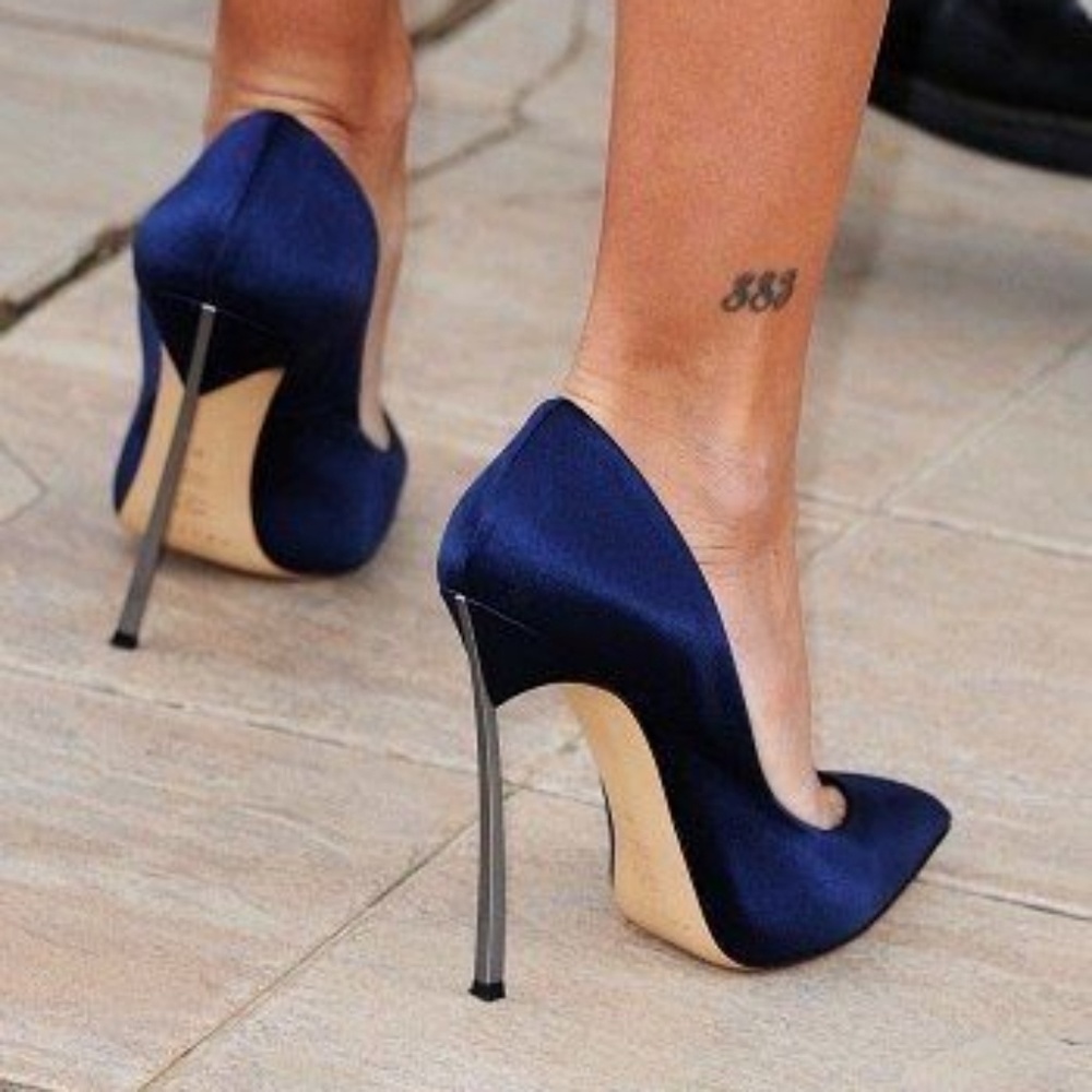 I.S.O!!! Blue satin Casadei blades heels